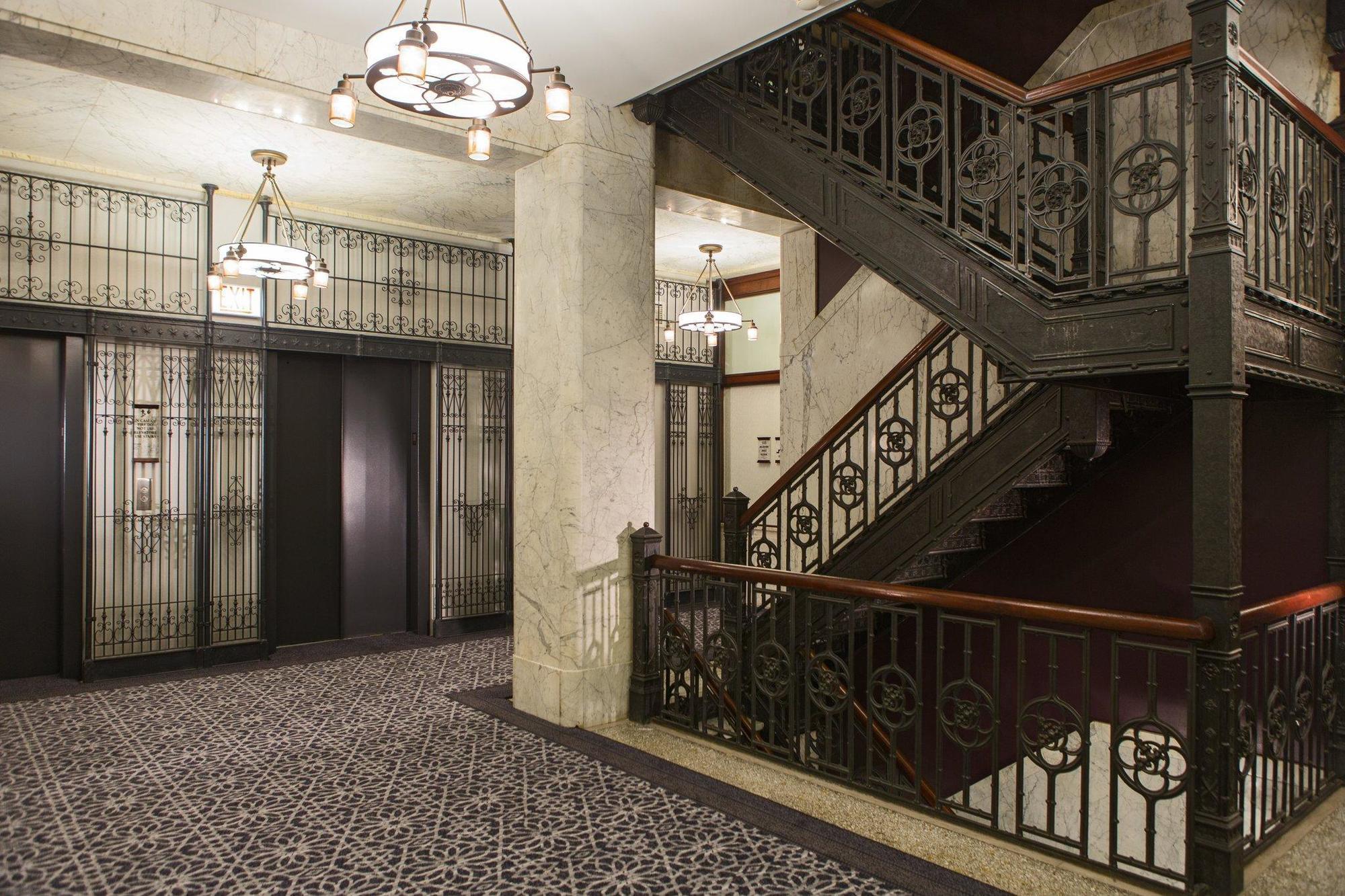Staypineapple, An Iconic Hotel, The Loop Чикаго Екстер'єр фото